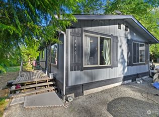 8670 Harbor Dr, Blaine, WA