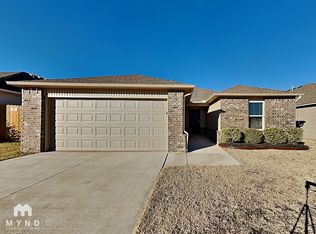 2920 Russell Rd, Chickasha, OK 73018
