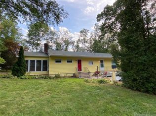 325 S Rolling Acres, Cheshire, CT 06410