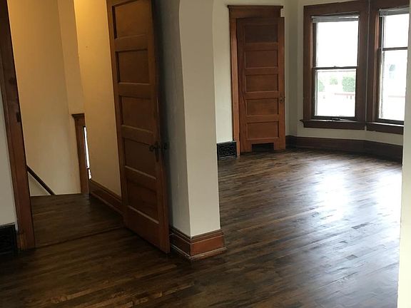 4th image of 2747 N Frederick Ave