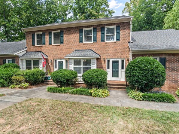 1810 Oakcrest Ct