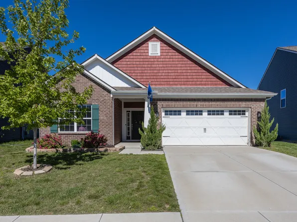 5412 Maywood Dr, Whitestown, IN 46075