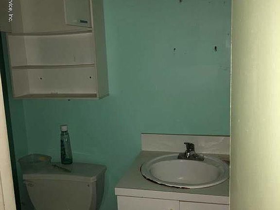 5th image of 4 Mersereau Ave