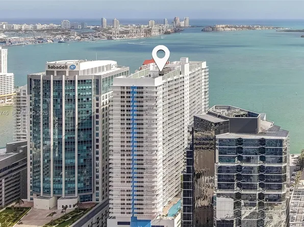 1200 Brickell Bay Dr APT 3714, Miami, FL 33131