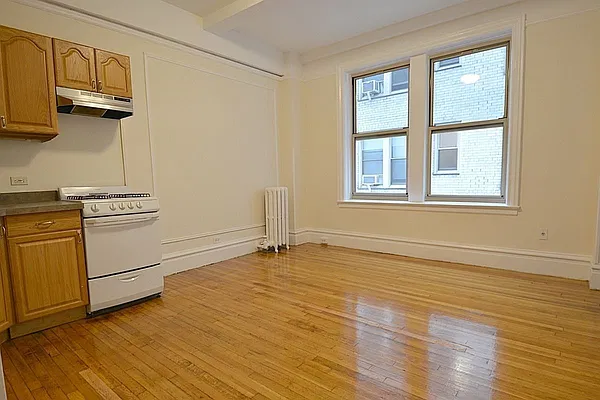 Rented by Compass | media 2