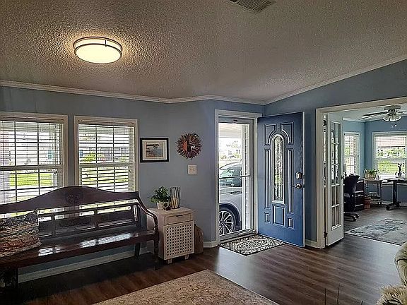 3rd image of 3972 Hollis Ave
