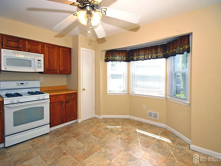 21 Rosewood Ct — Photo 14