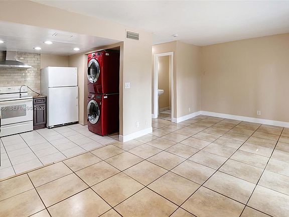 3rd image of 6336 Boulevard Of Champions #5