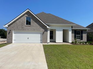 2715 Louis Cir, Crestview, FL 32536