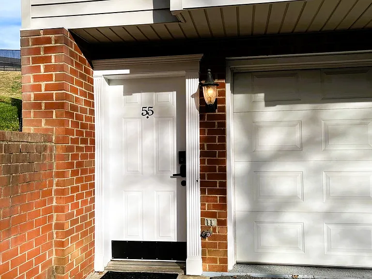 55 Gold Leaf Dr #55 — Photo 4
