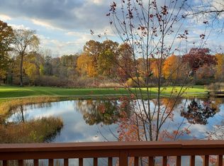 4446 Golf View Dr, Brighton, MI 48116