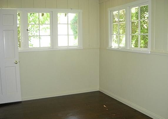 2nd image of 10575 Pine Hill Dr
