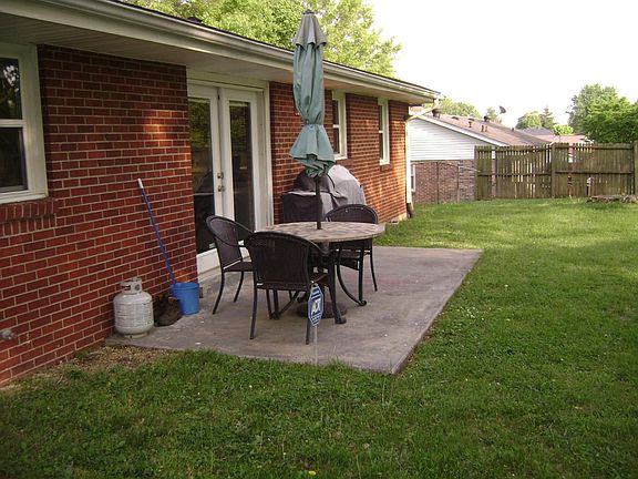 5th image of 540 Highland Ave