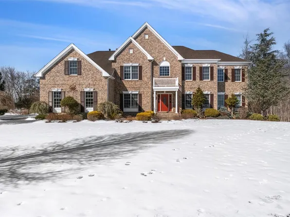 11 Huber Road, Wappingers Falls, NY 12590