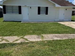2044 Paine Dr, Marrero, LA 70072