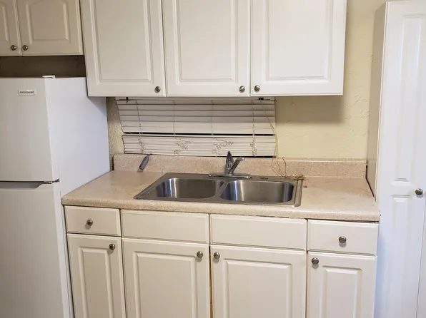 (undisclosed Address), Miami, FL 33155