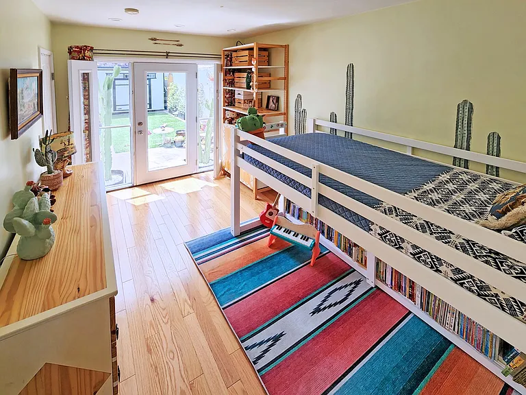 12714 Short Ave — Photo 21