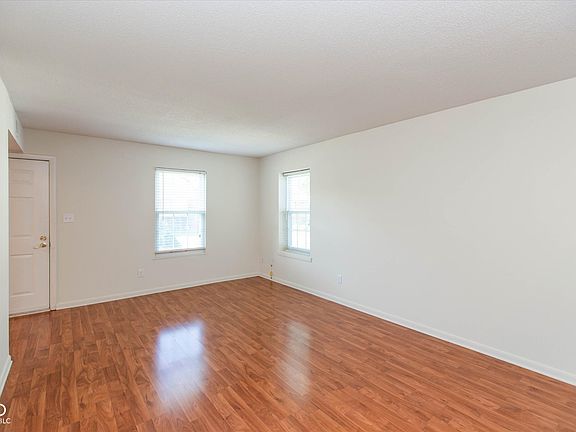 5th image of 6068 Winged Foot Ct