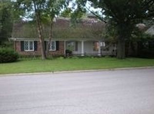 705 Wisner Dr, Waterloo, IA 50702