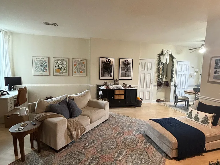 2034 Green St #C — Photo 3
