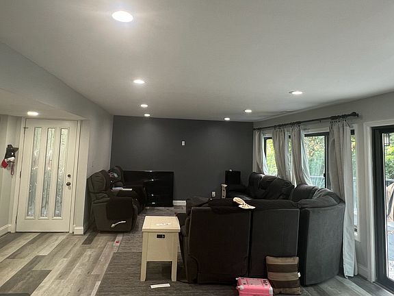 3rd image of 11222 Goldflower Ct