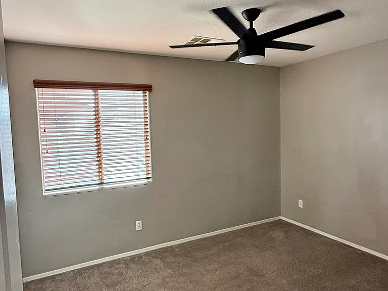 43810 W Lindgren Dr — Photo 19