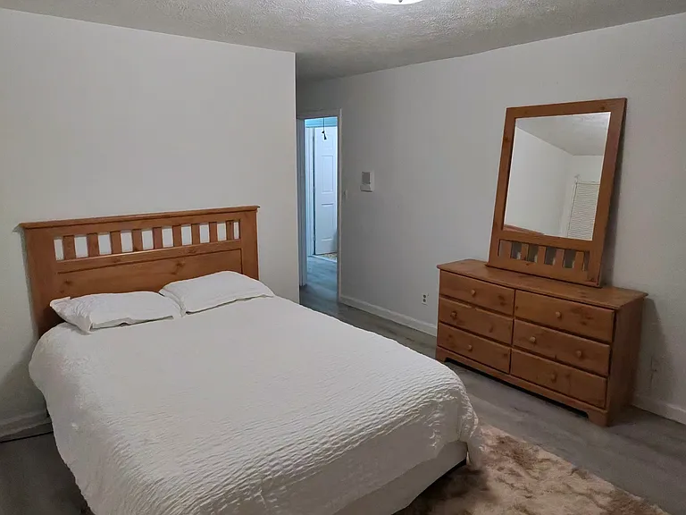4678 Tara Woods Dr — Photo 12