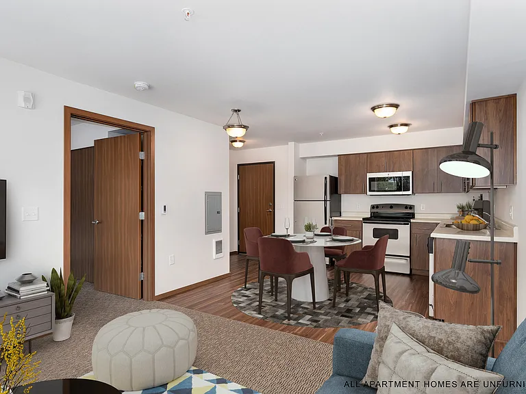 Reserve at SeaTac 55+ Active Senior Living — Photo 8