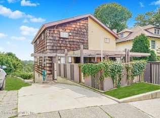 87 Louis St, Staten Island, NY