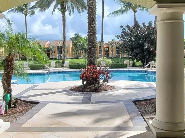 2251 W Preserve Way APT 208, Hollywood, FL 33025