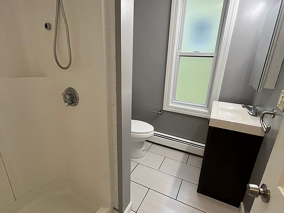 4th image of 37 Marietta St APT 6