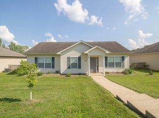 1880 W Field St, Columbia, MO 65203