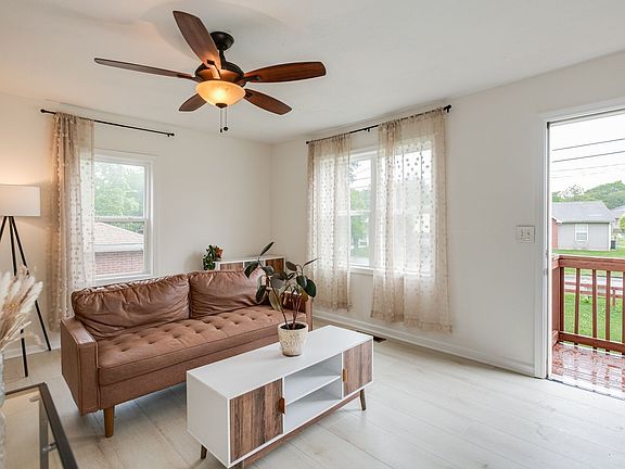 5th image of 744 Idlewild Dr