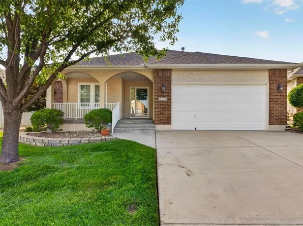 4776 SW Leafwing Dr, Lees Summit, MO 64082