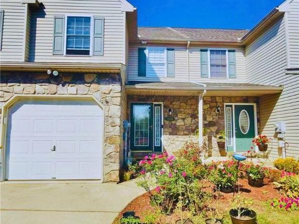 1598 Greystone Cir