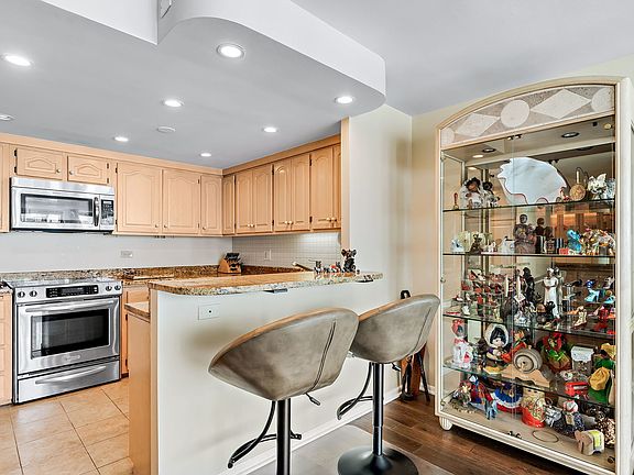 4th image of 155 N Harbor Dr APT 5307