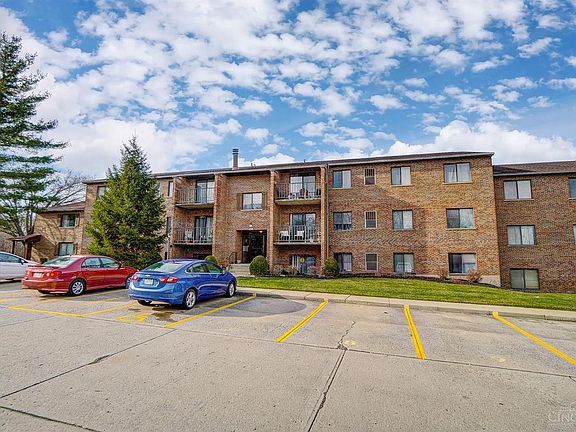 2nd image of 5423 Bluesky Dr Unit 1