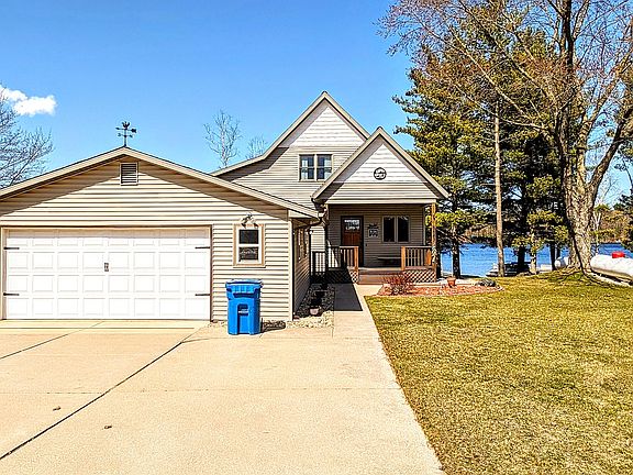 2nd image of 5543 N Sauble Lake Dr