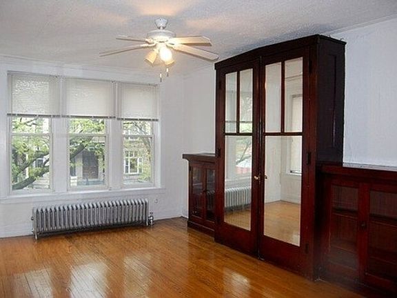 3rd image of 4851 S Evans Ave #55-3