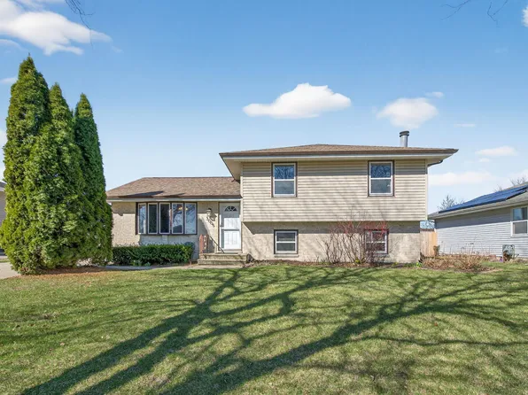 3005 Art Schultz Dr, Plainfield, IL 60586