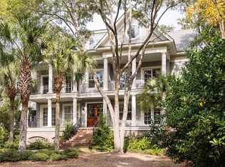 61 Ocean Course Dr, Johns Island, SC 29455
