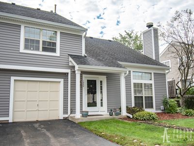 1352 N Knollwood Dr #A11, Palatine, IL, 60067