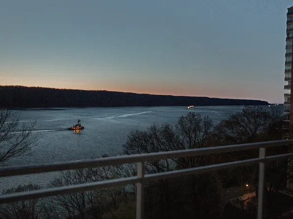 2575 Palisade Avenue image 1 of 14