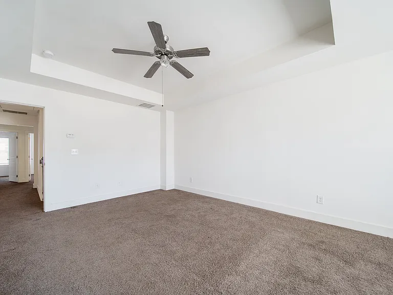 72 Garrison Dr — Photo 22