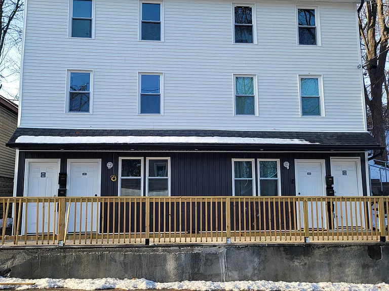 19-25 Vineyard Ave #301 — Photo 9