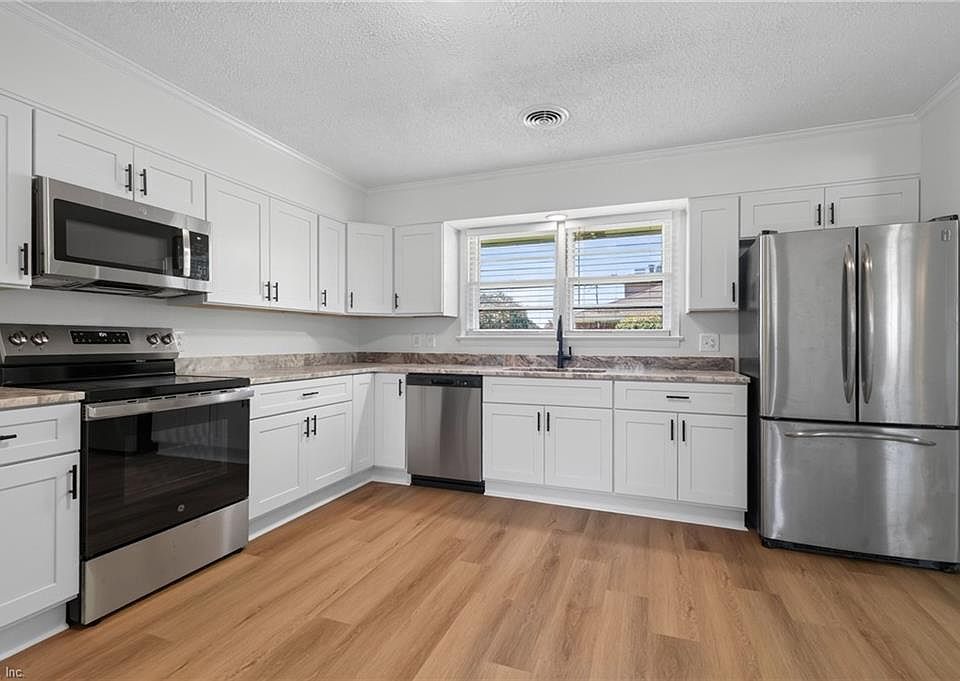 1st image of 5941 Lathan Rd