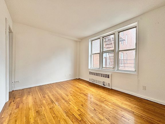 2nd image of 14350 Barclay Ave APT 3A