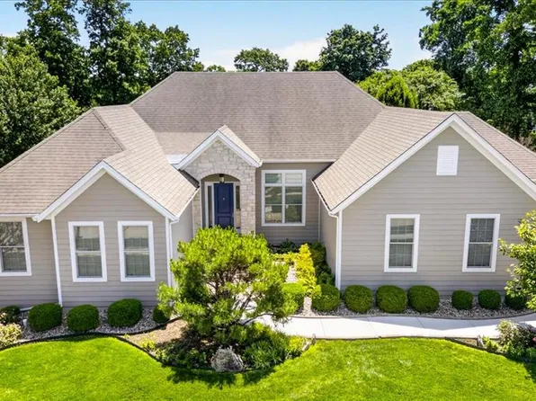 311 Gateview Dr, Wentzville, MO 63385