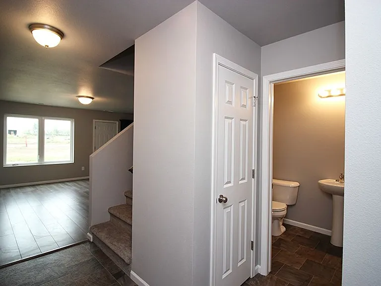 6985 Majestic Loop — Photo 6