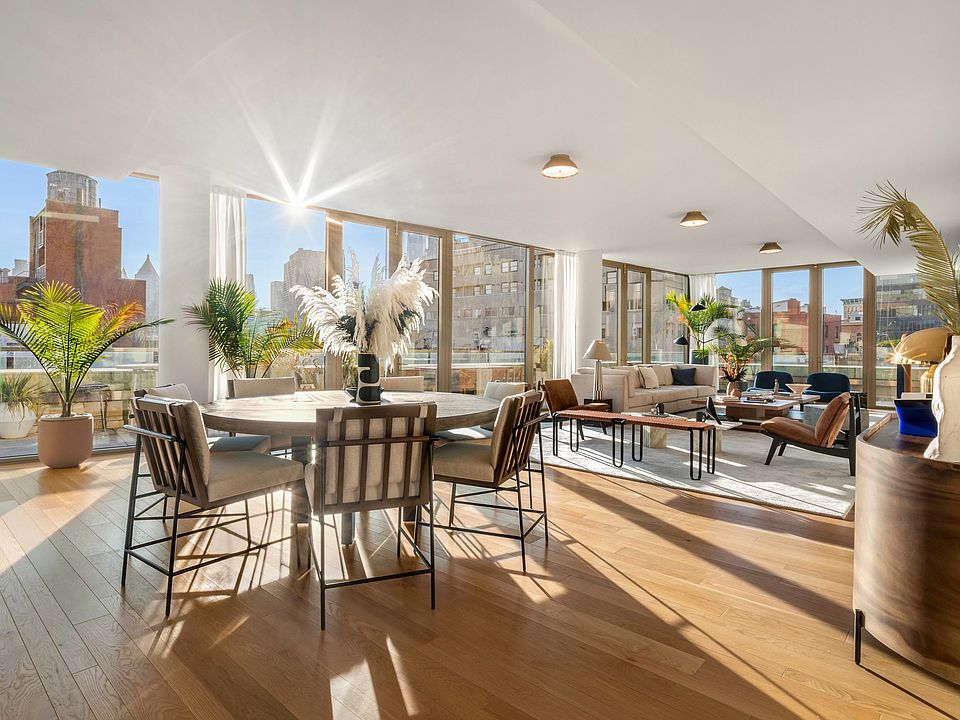 1st image of 75 Kenmare St Penthouse A